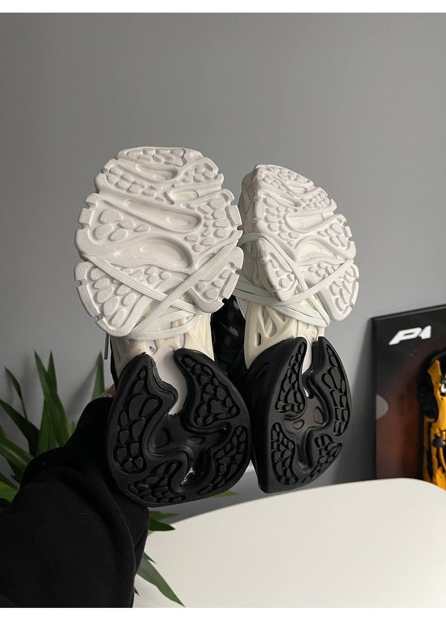 Черно-белые демисезонные кроссовки мужские и женские adidas vento xlg deluxe black white | адидас венто делюкс черно-белые No Brand