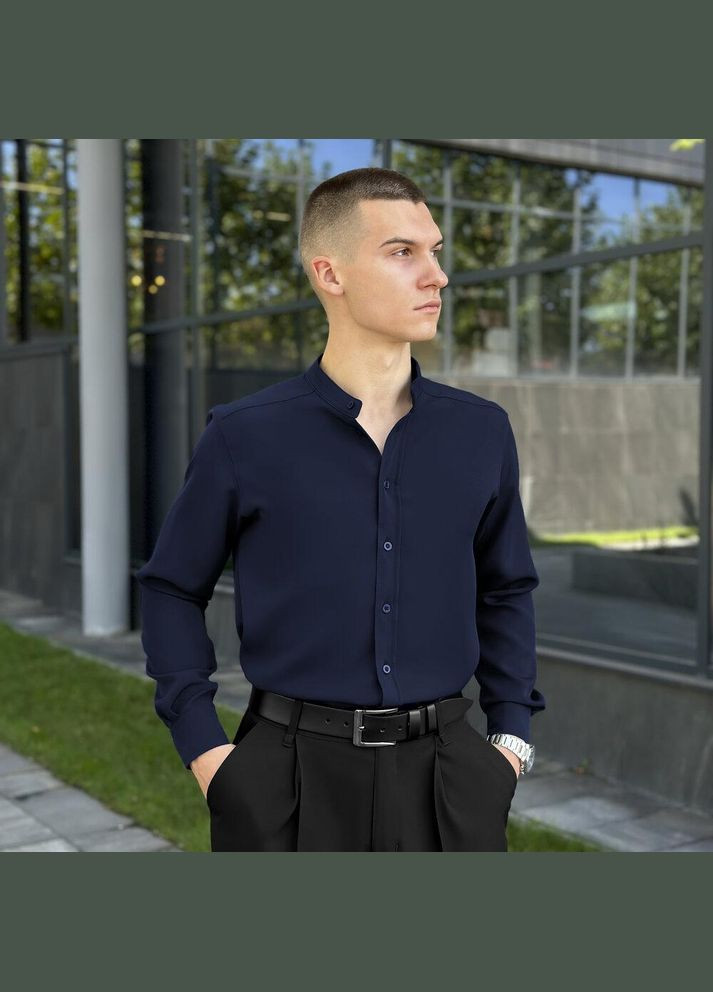 Чоловіча однотонна сорочка з довгим рукавом темно-синя No Brand (341306105)