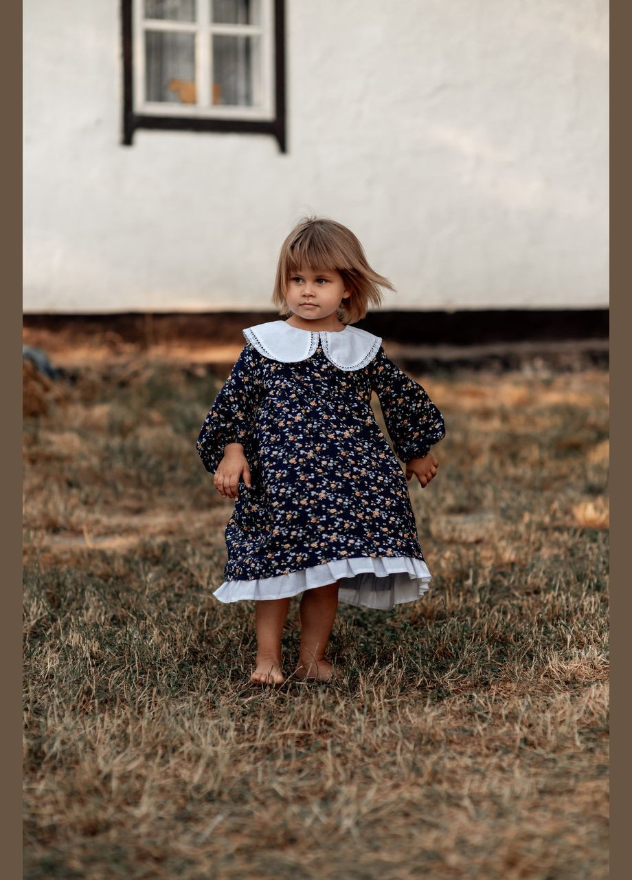 Тёмно-синее демисезонное девичье платье с батистовой отделкой V.O.G. (303106200)
