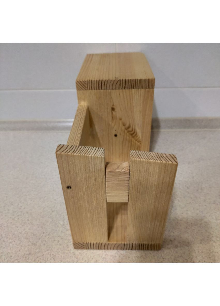 Деревянный настенный держатель для туалетной бумаги с полочкой Handmade (372490826)