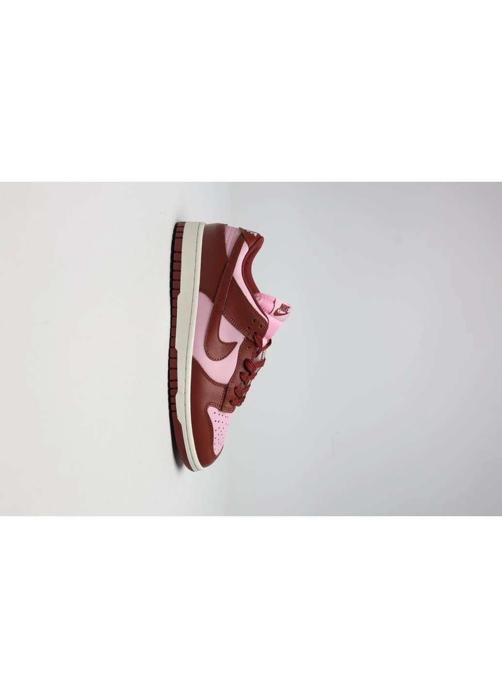 Рожеві літні кросівки nike sb dunk low next nature burgundy pink найк сб данк рожеві No Brand