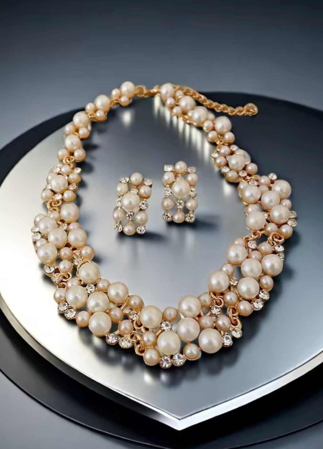 Набір біжутерії комплект кольє та сережки зі штучними перлинами та камінцями Fashion Jewelry (334305391)