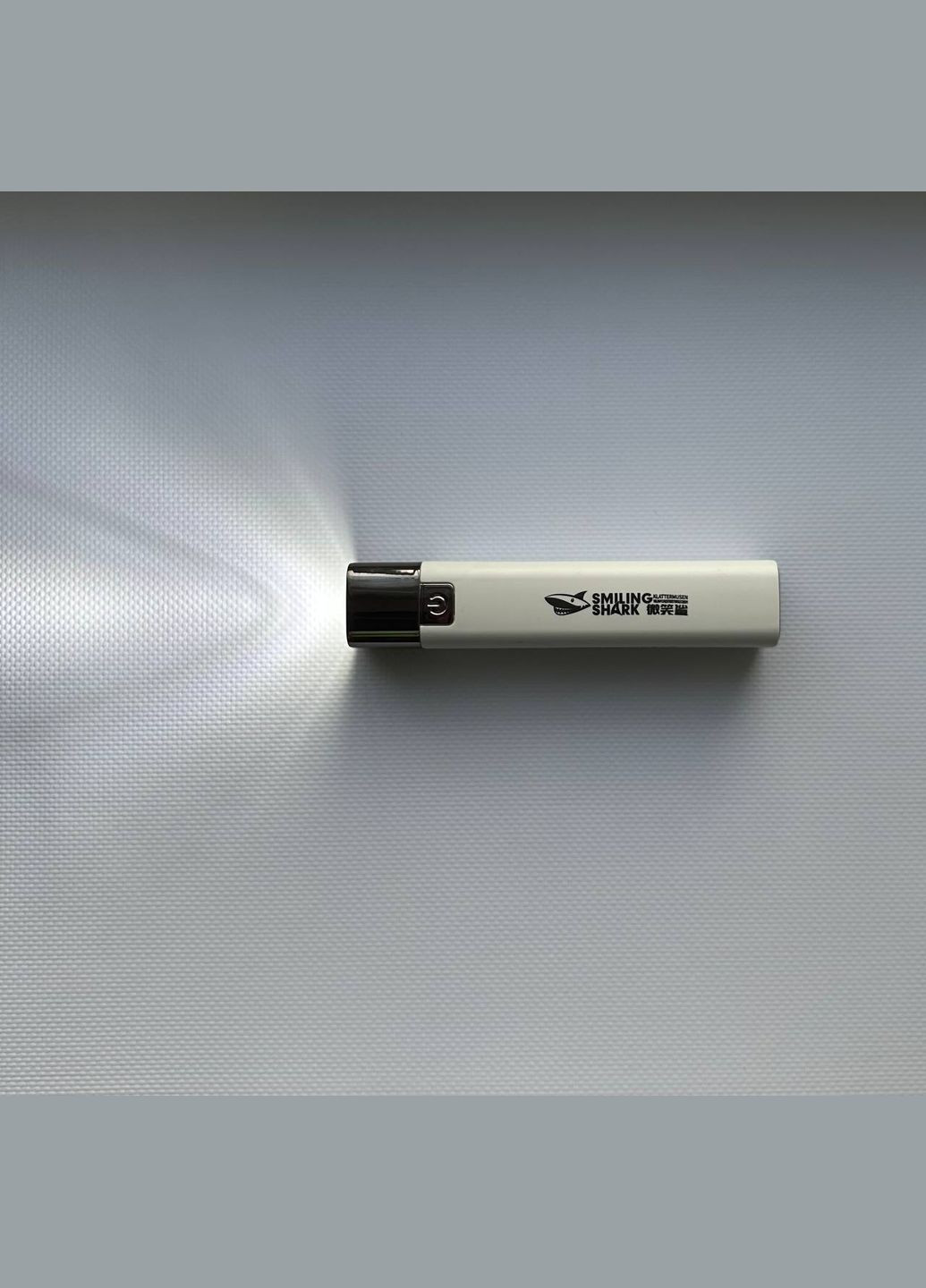 Ліхтар ручний світлодіодний Smiling shark із вбудованим акумулятором Digital (315889528)