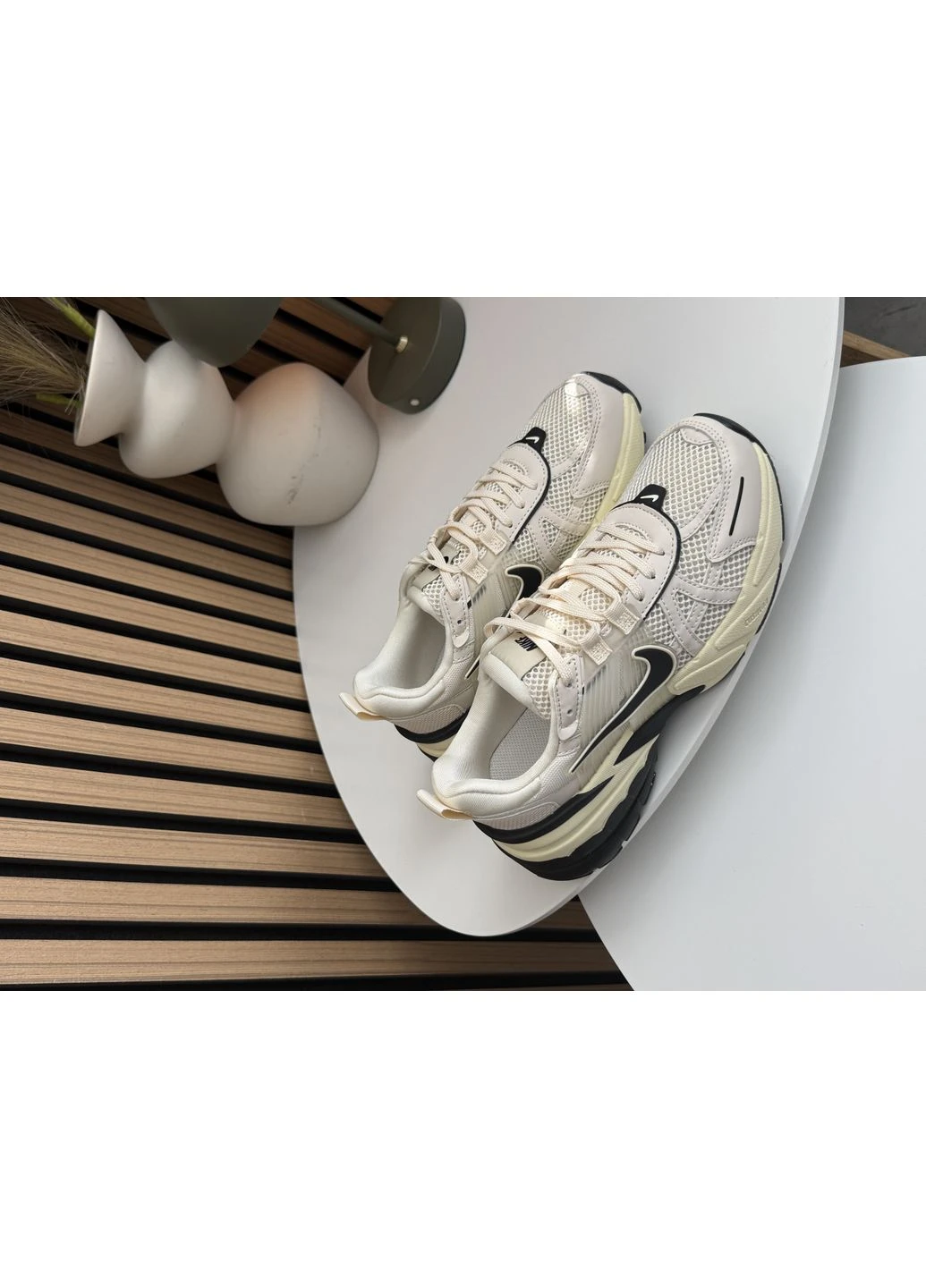 Кросівки жіночі і чоловічі Nike V2K Runtekk Beige Black | Найк В2К Рантекк бежеві No Brand бежеві демісезони (391919265)