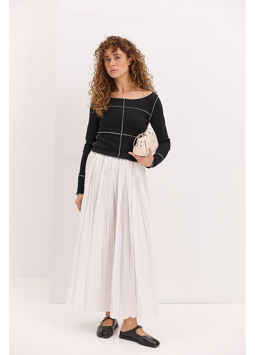 Женский лонгслив в рубчик со швами наизнанку Arjen (358908332)