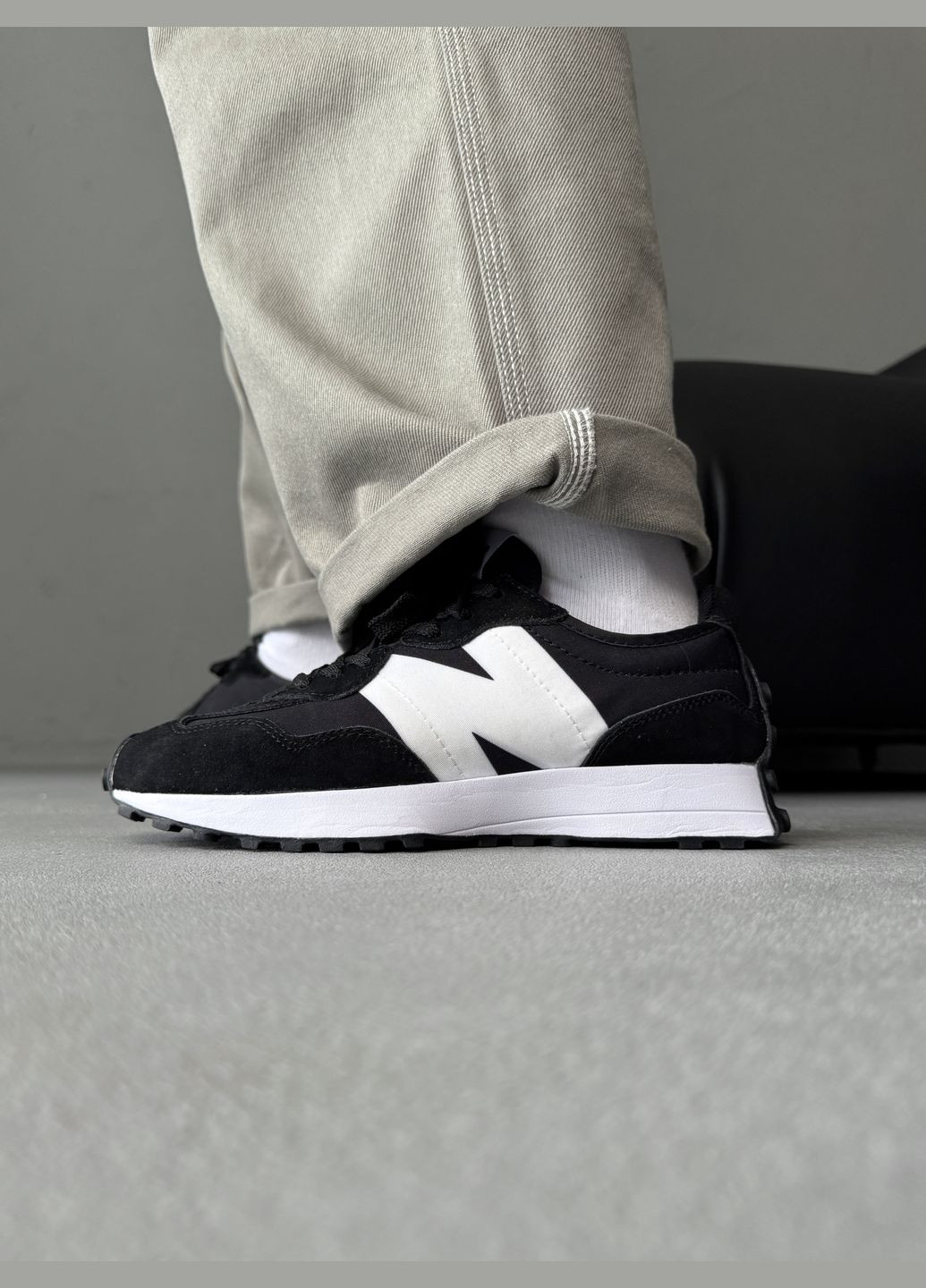 Кроссовки женские мужские New Balance 327 black white | Нью Беланс черно-белые No Brand чёрно-белые демисезоны (316091122)