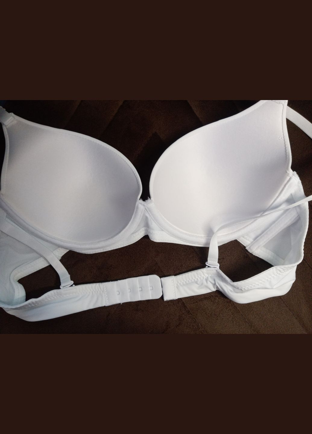 Білий бюстгальтер чашка b на тонкому поролоні чорний FNNISS з кісточками