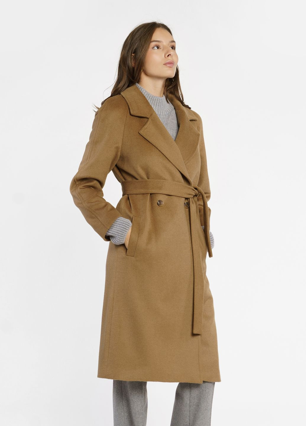 Бежевое зимнее Пальто женское бежевое Arber