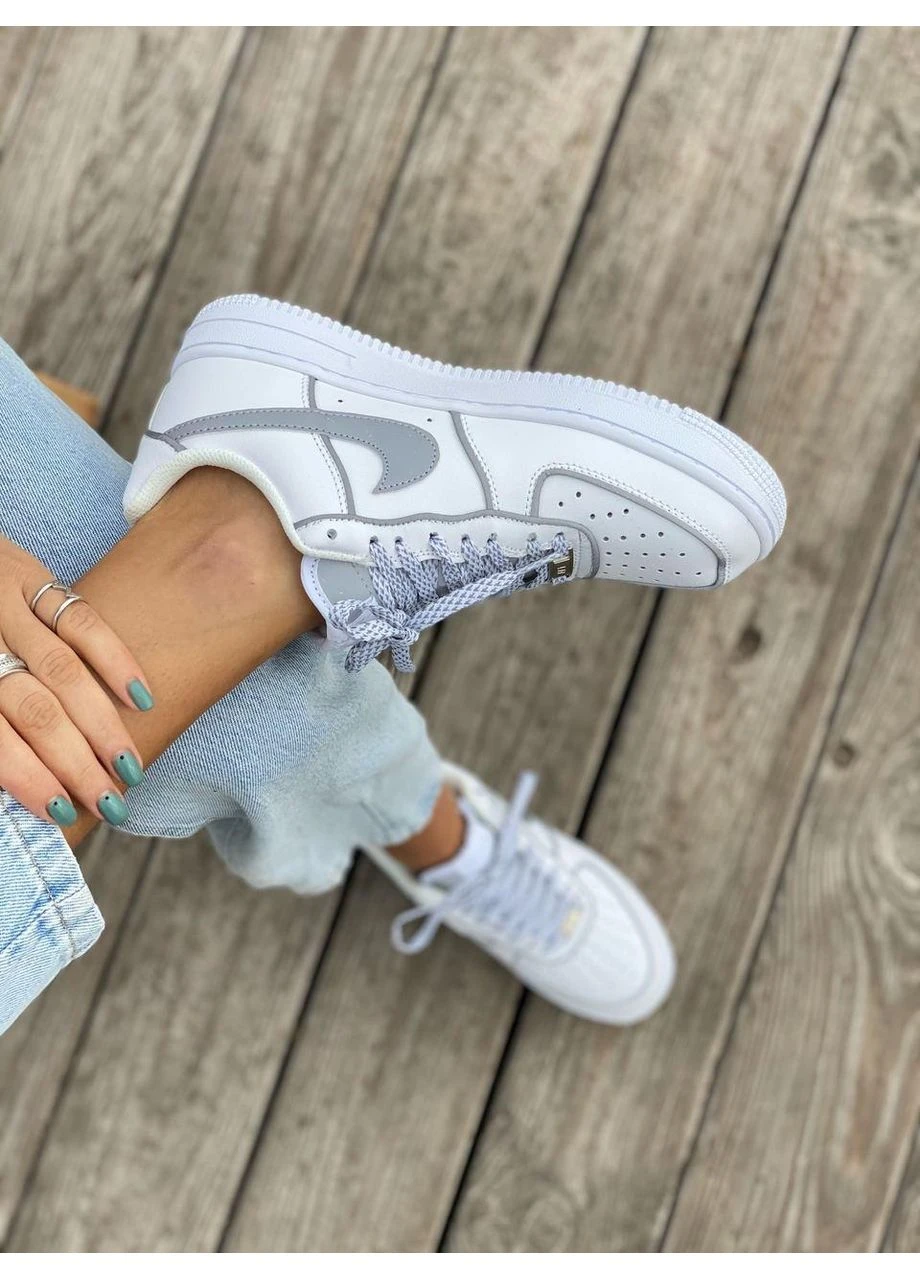 КРОСІВКИ ЖІНОЧІ NIKE AIR FORCE 1 WHITE REFLECTIVE 3 НАЙК АІР ФОРС 1 БІЛІ No Brand білі демісезони (391937877)