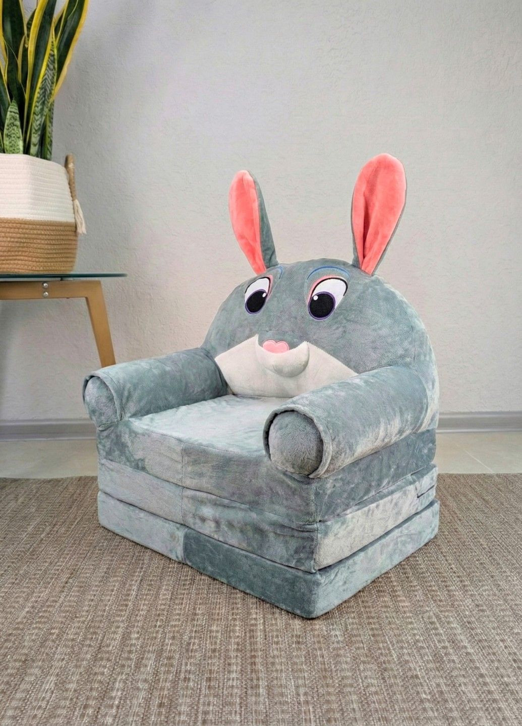 Дитяче крісло іграшка Зайчик сірий плюшеве розкладне в ліжечко Lalapka (372498785)