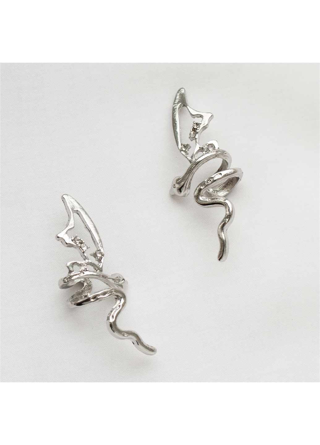 Каффы обманки в форме змеи причудливые клипсы с маленькими камешками массивные с крыльями унисекс фэнтези fairycore аниме панк No Brand (365652883)