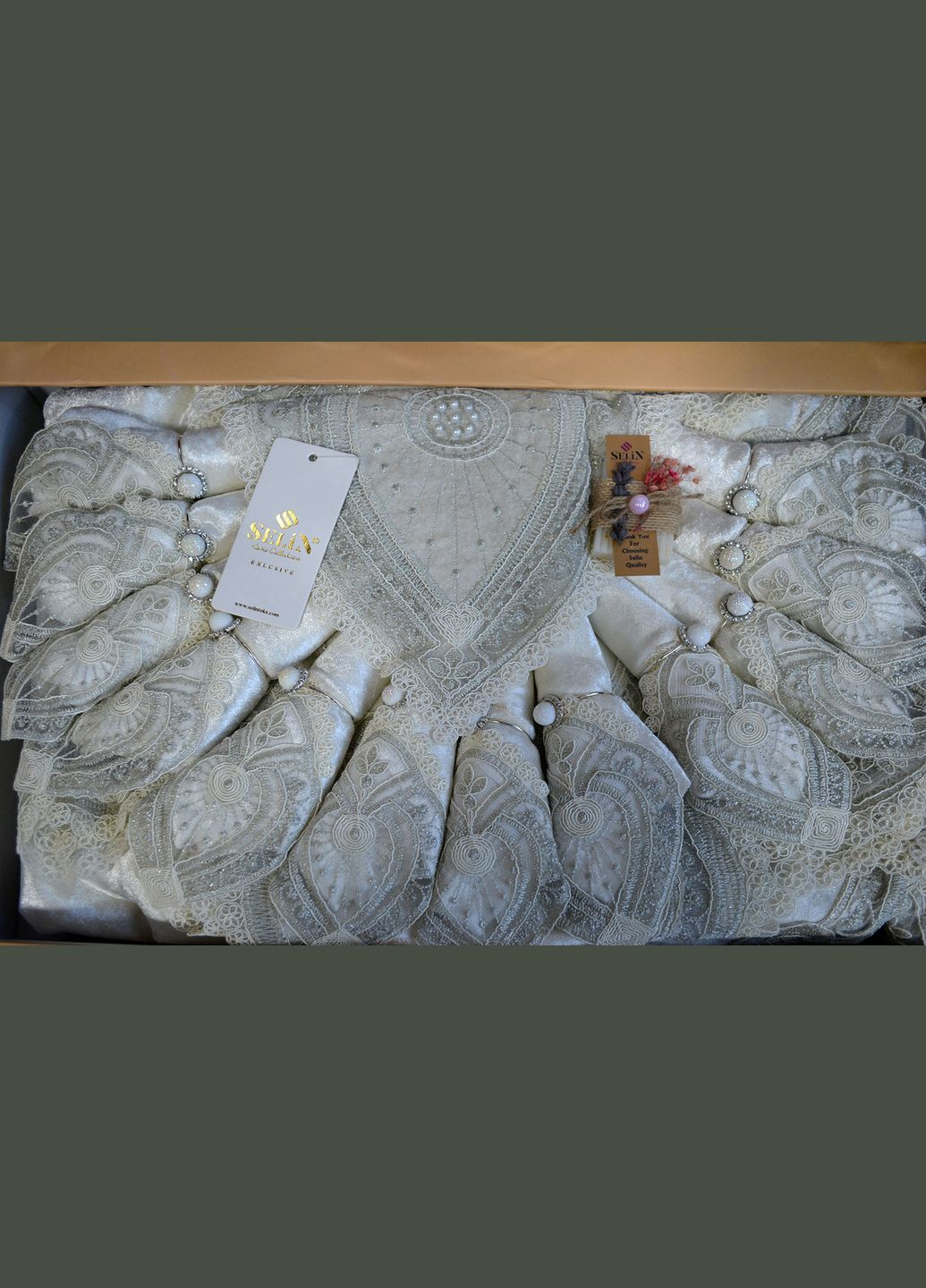 Велюрова скатертина з ранером Hurrem Set 160×350+12 серветок Кремова Selin (338425276)