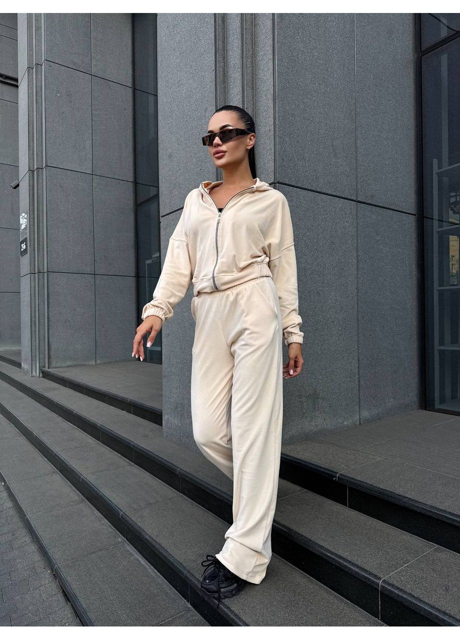 Велюровый женский костюм двойка: укороченная кофта и брюки свободного кроя MonCher (352529254)