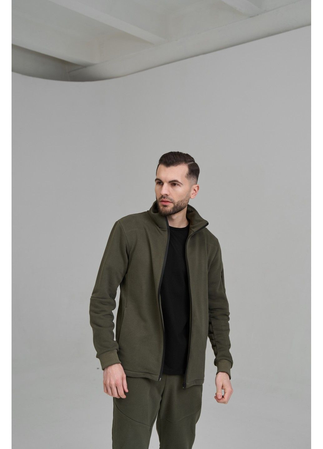 Спортивный костюм мужской ТРОЙКА весна осень MILITARY с кофтой на замке хаки + футболка черная Handy Wear (295066861)