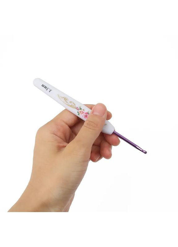 Набор крючков для вязания в косметичке, 16 штук белых крючков, размер 1.0/6.0 мм. Крючков (337341883)