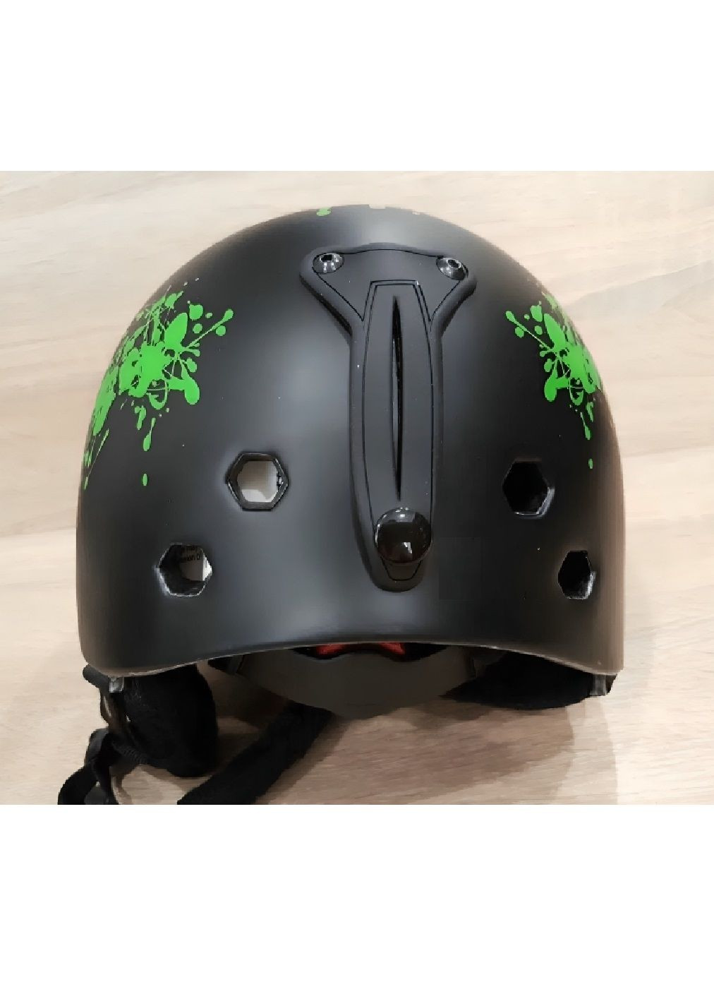 Шолом гірськолижний захисний стильний для катання на лижах сноуборді 55-58 см (477508-Prob) Чорний із зеленою плямою розмір М Unbranded (297641401)