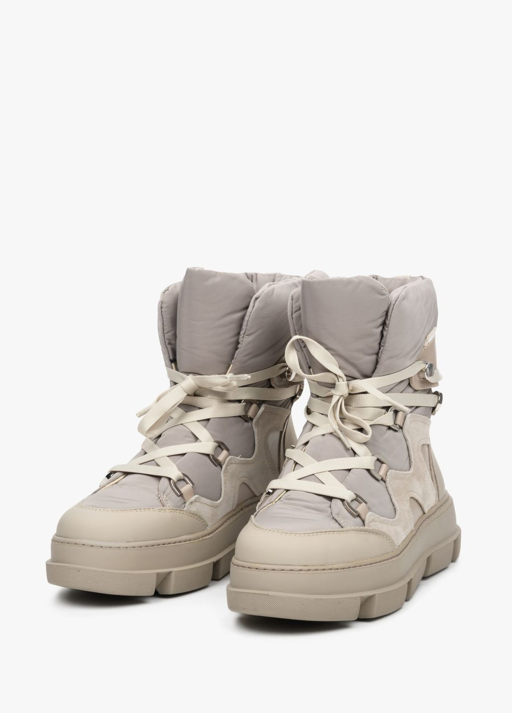 Зимние ботинки, цвет серый Estro