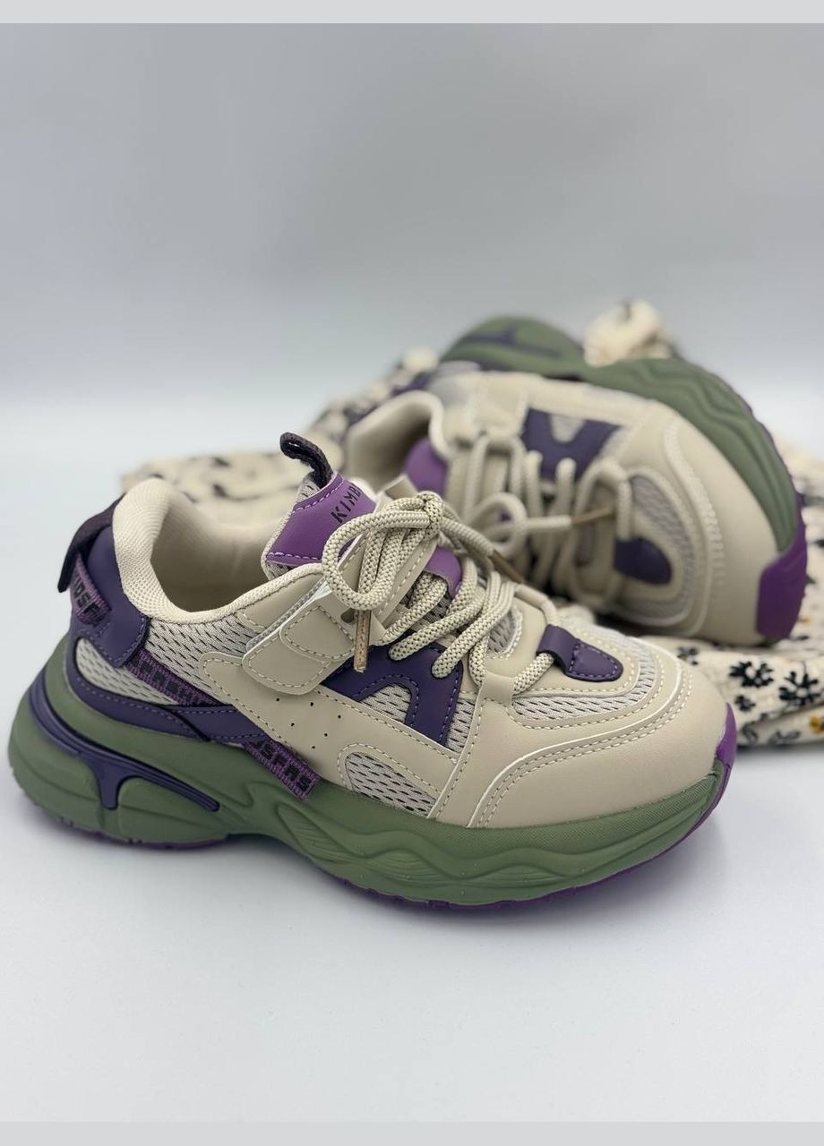 Бежевые стильные кроссовки с яркой подошвой для девочек Kimboo