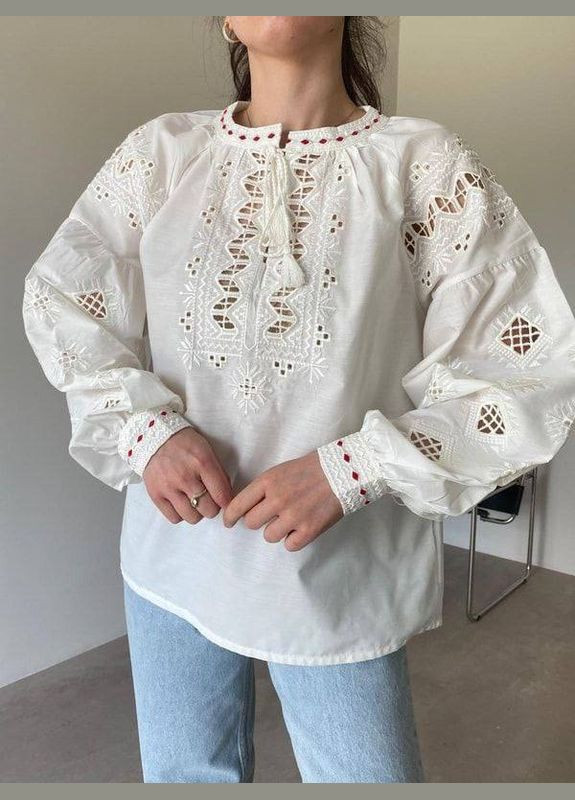 Біла жіноча вишита сорочка білим по білому ESQ вільна бавовна (333932349)