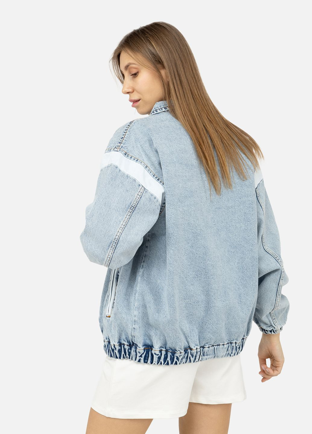 Голубая демисезонная женская джинсовая куртка цвет голубой цб-00247873 Zarxlife