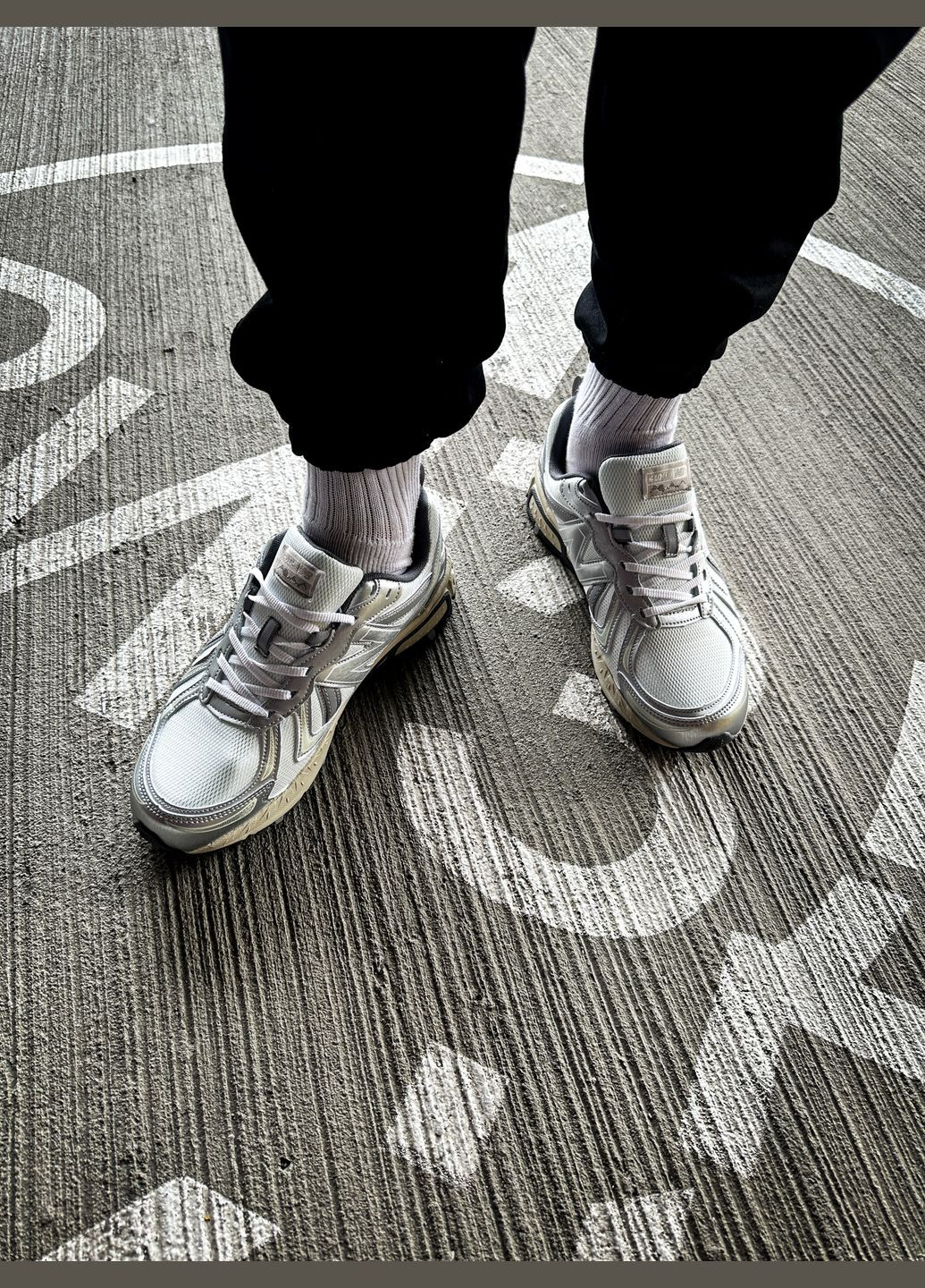 Серые всесезонные кроссовки мужские и женские new balance 410 v5 silver gray | нью беланс 410 v5 серебряные серые No Brand