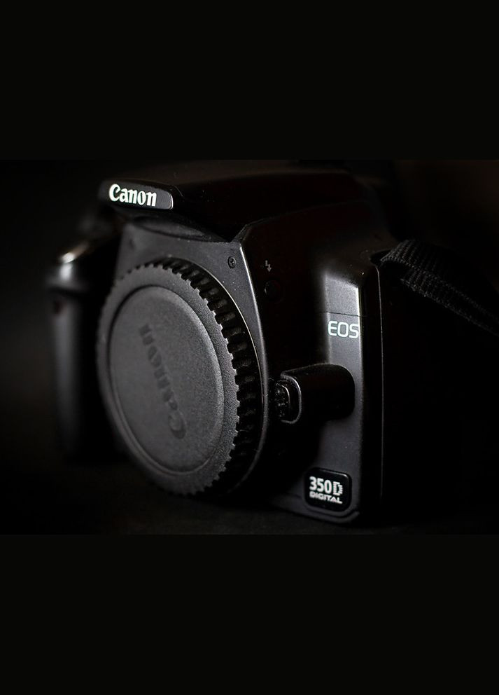 Дзеркальний фотоапарат EOS 350D body Canon (292132648)