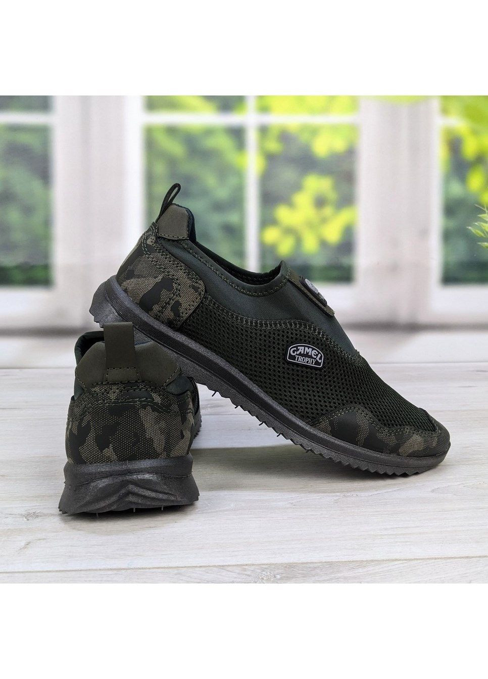 Оливковые (хаки) летние кроссовки мужские летние сетка Dago