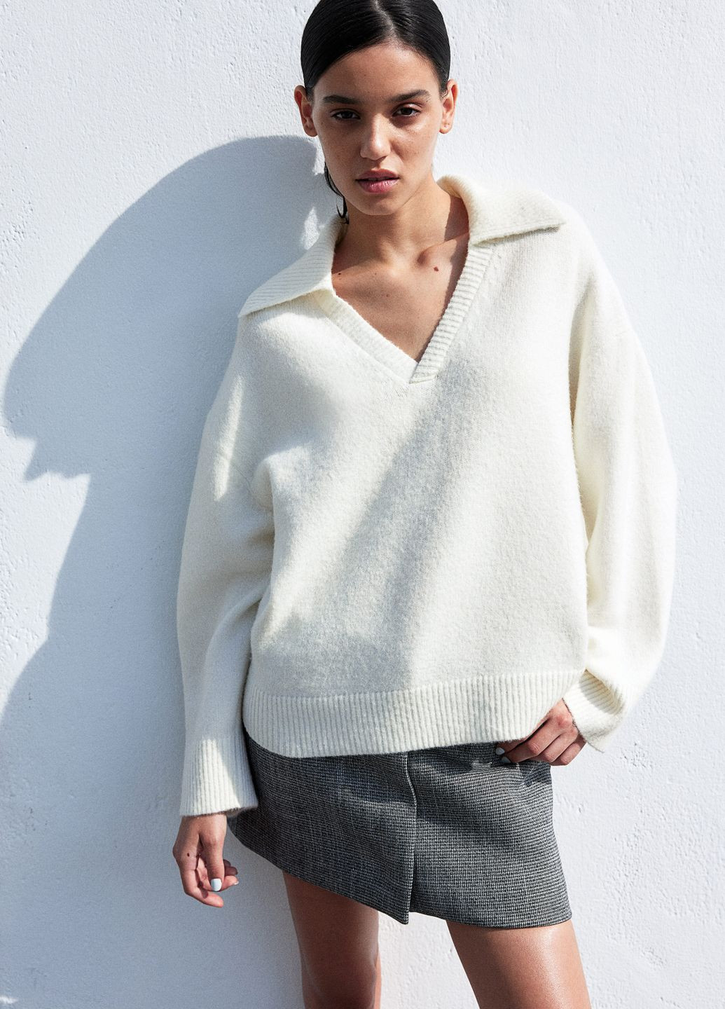 Білий демісезонний светр-поло H&M