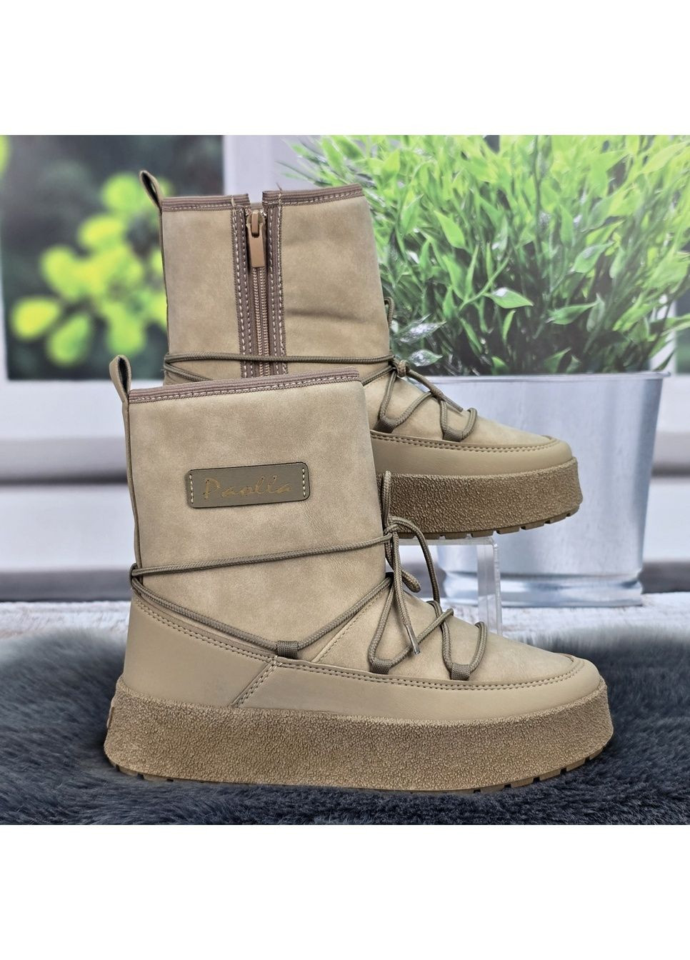 Зимние сапоги угги черные женские зимние утепленные на молнии Paolla