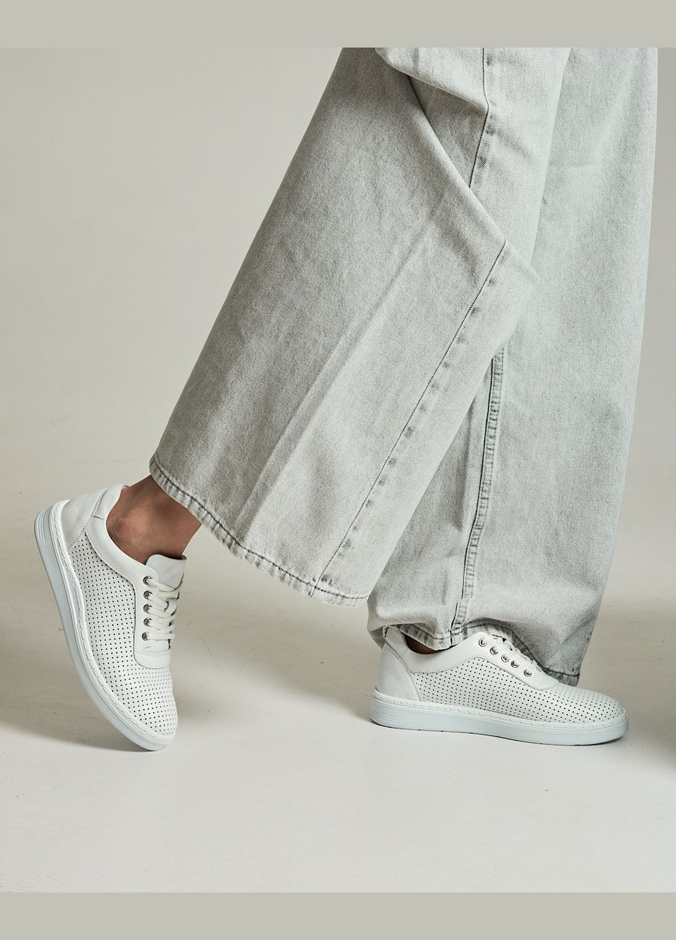 Кроссовки перфорированные белые кожа ALTURA белые лето (289719700)