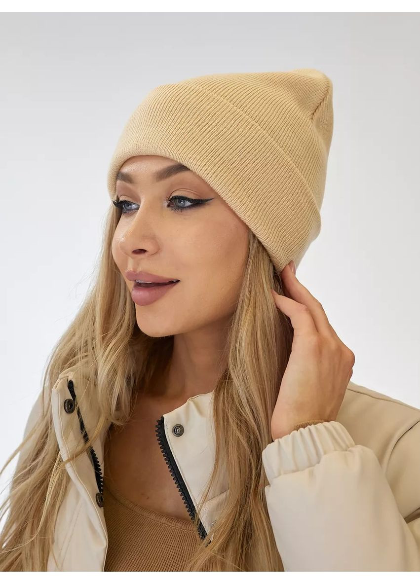 Молодежная двухслойная шапка бини Шорт No Brand Шапка біні шорт лопата (341083775)