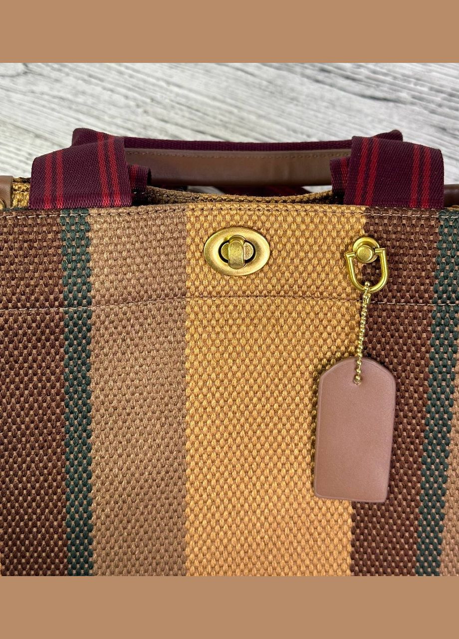 Стильная сумка кросс боди с длинной ручкой золотистая фурнитура No Brand (330618780)