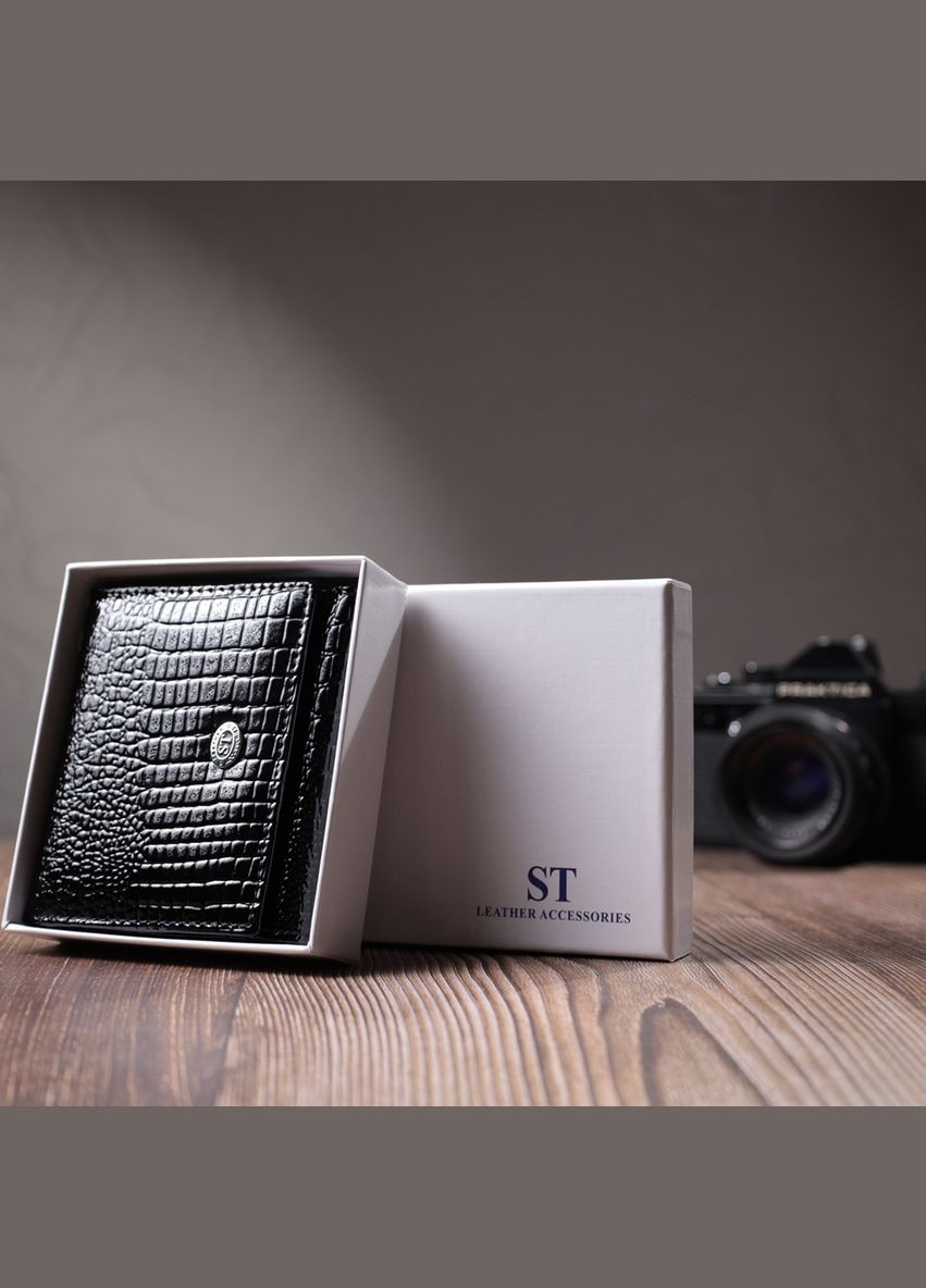 Компактний жіночий гаманець з натуральної лакованої шкіри чорний 22688 st leather (329198090)