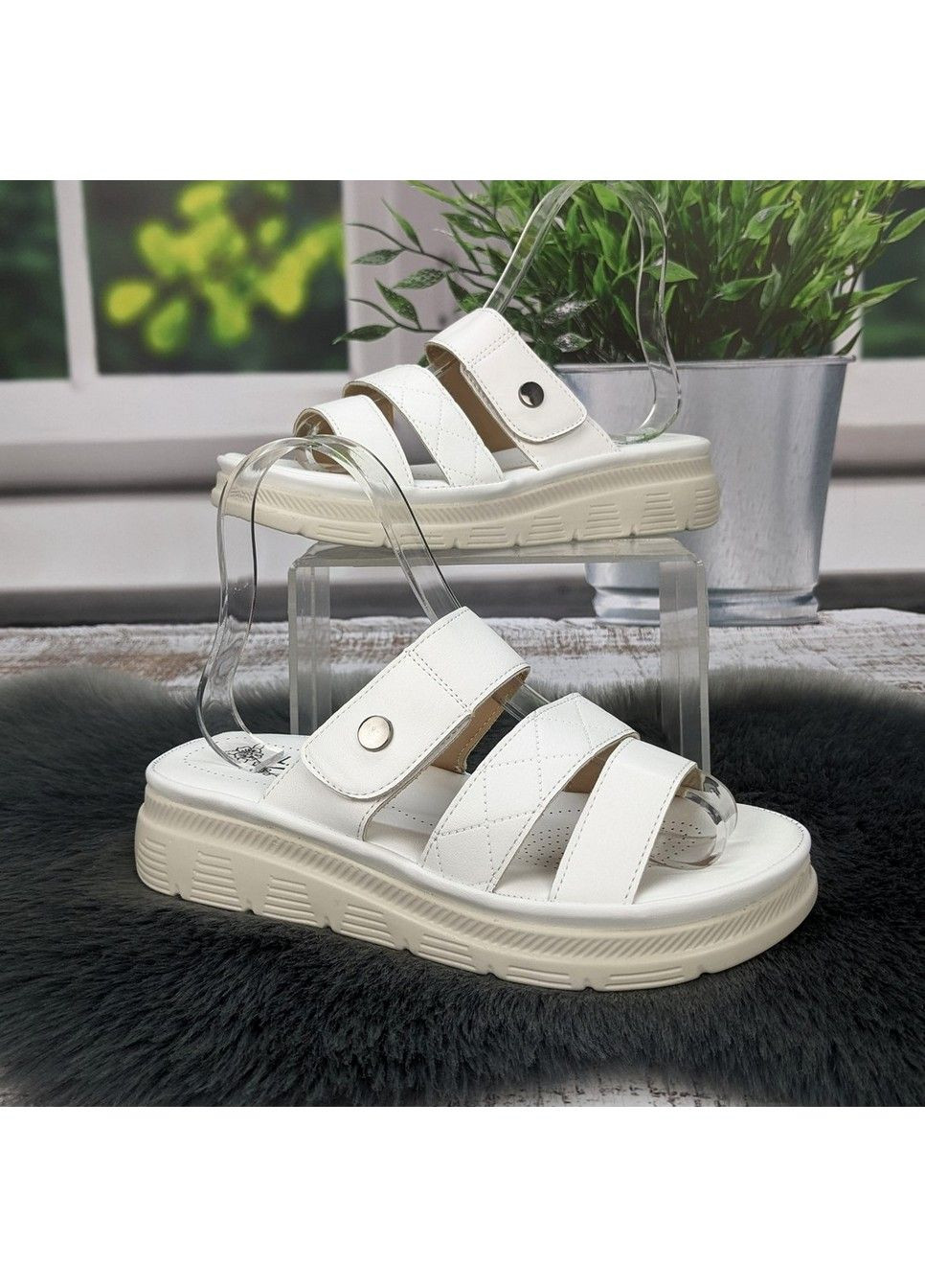 Белые шлепанцы женские Fashion