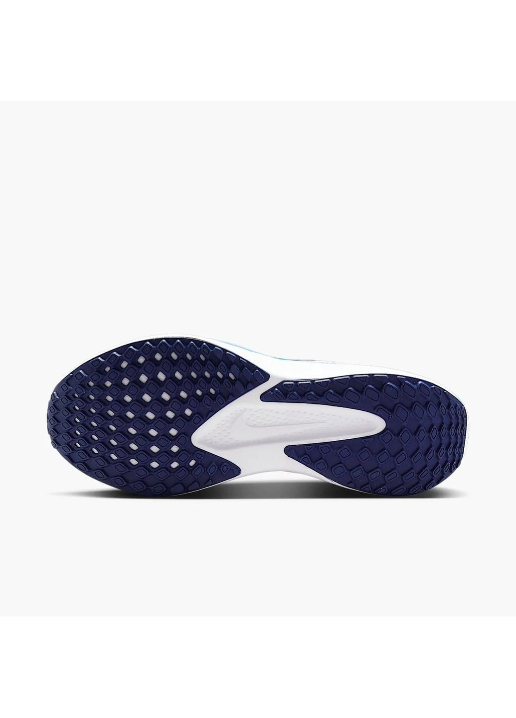 Блакитні кросівки чоловічі quest 6 light blue Nike