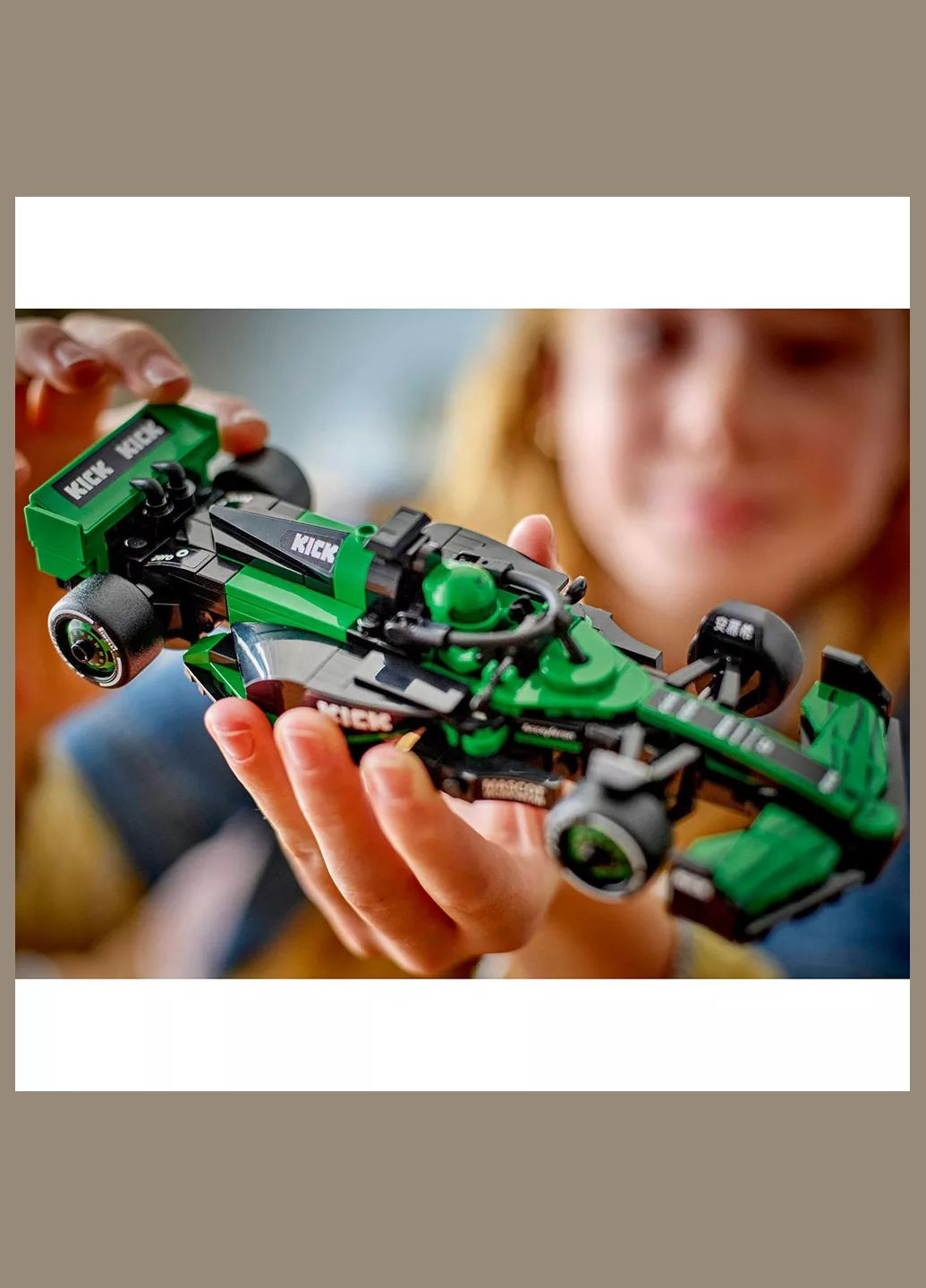 Конструктор Speed Champions Formula 1 KICK Sauber F1 Team C44 (77247) Lego (333253009)