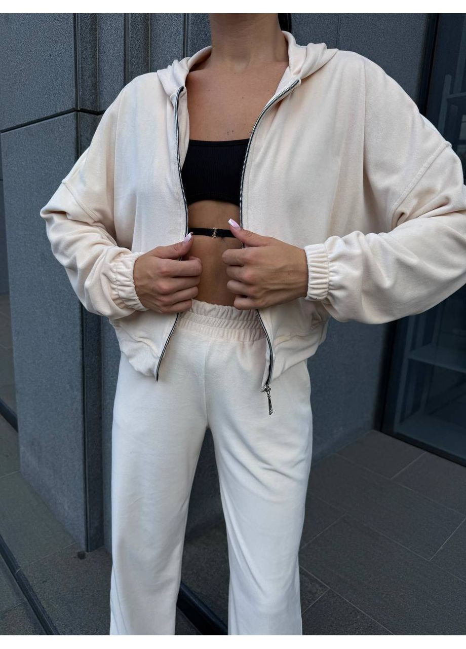 Жіночий велюровий костюм Avanti (352529064)