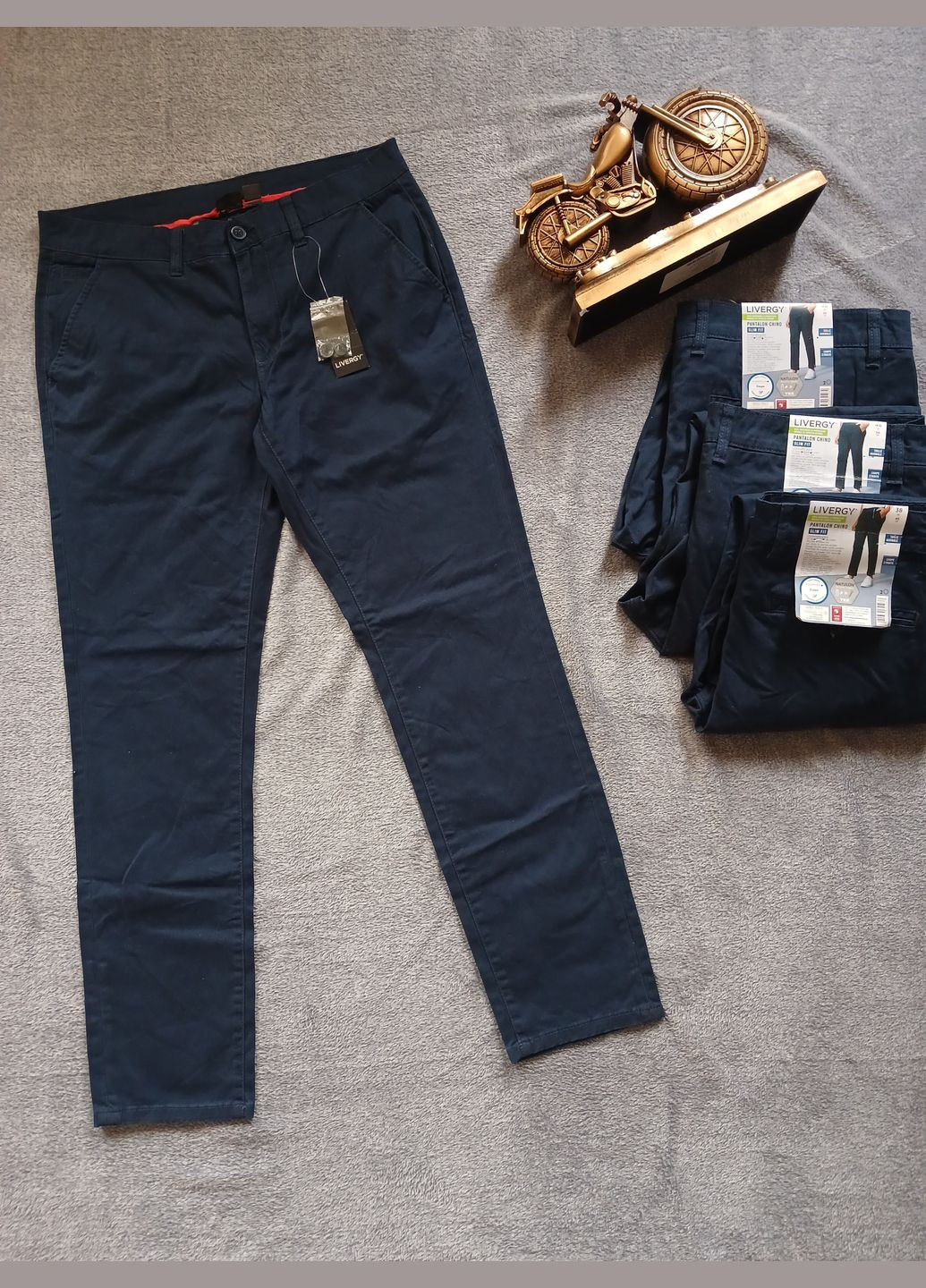 Чоловічі штани чіноси Livergy Slim fi (323158710)