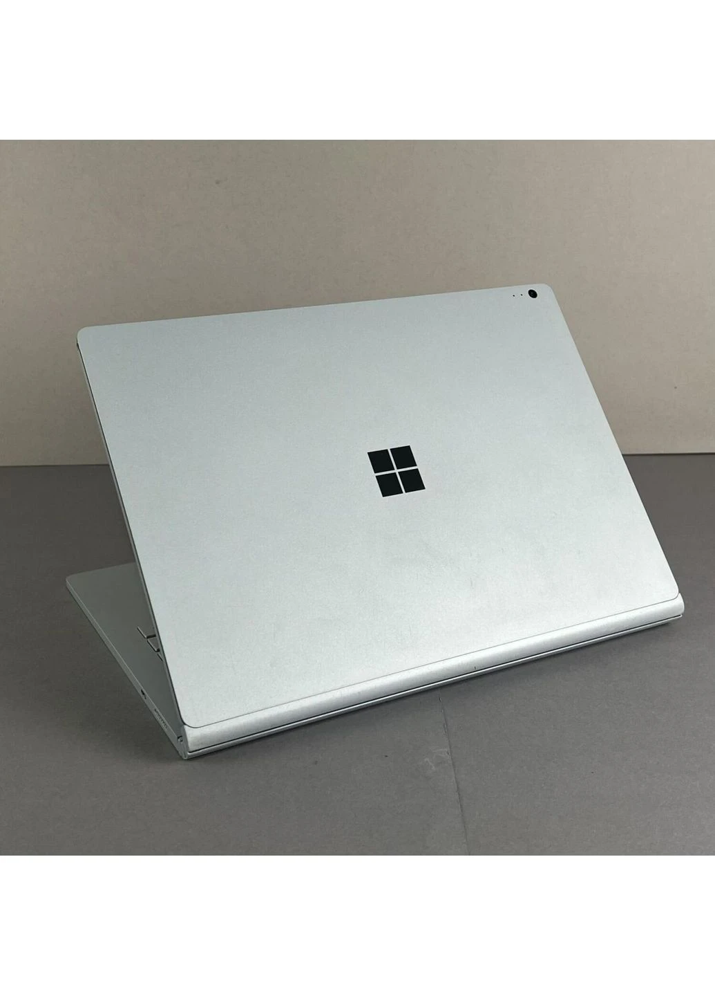 Ультрабук-трансформер Surface Book 2 / 13.5" (3840x2160) IPS Touch / Intel Core i5-8350U (4 (8) ядра по 1.7 - 3.6 GHz) / 8 GB Microsoft (398129614)