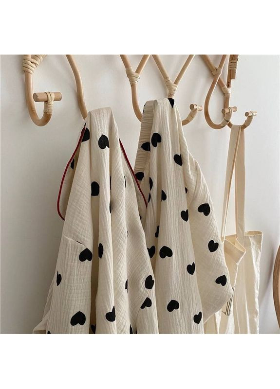 Біла всесезон піжама муслінова солодкі сни домашній брючний комплект в класичному стилі біла з чорними серцями сорочка + брюки No Brand Піжама муслінова в чорні сердечка біла