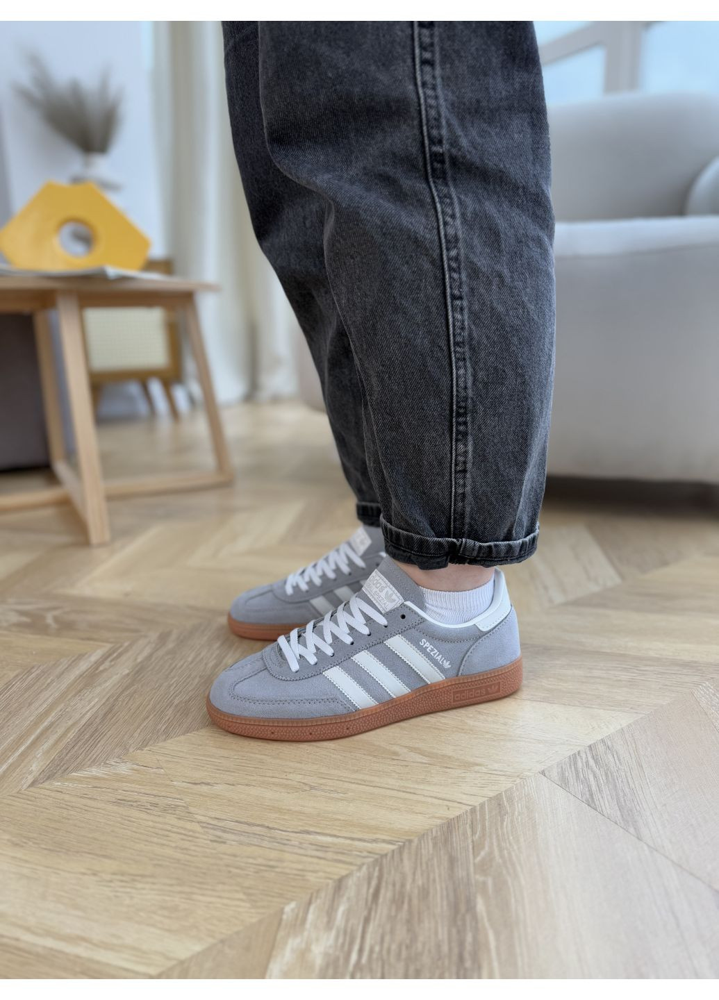 Сірі Осінні кросівки чоловічі adidas spezial grey white адідас спеціал No Brand