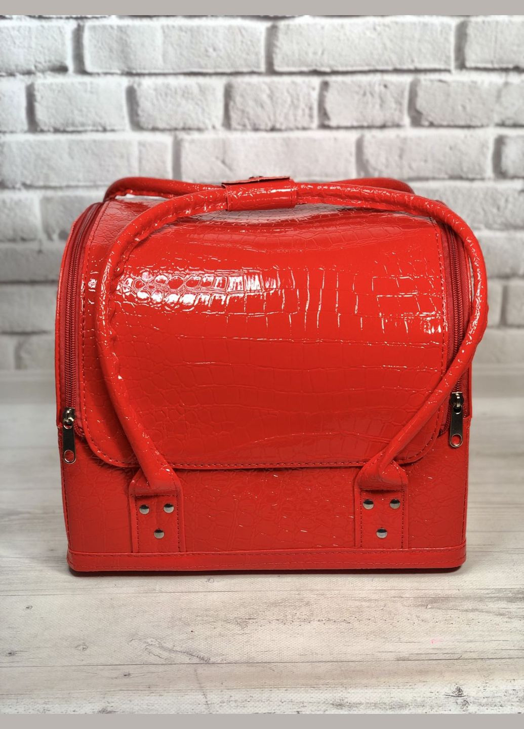 Сумка майстра яскраво-червона, лак, крокодил. No Brand (279619525)