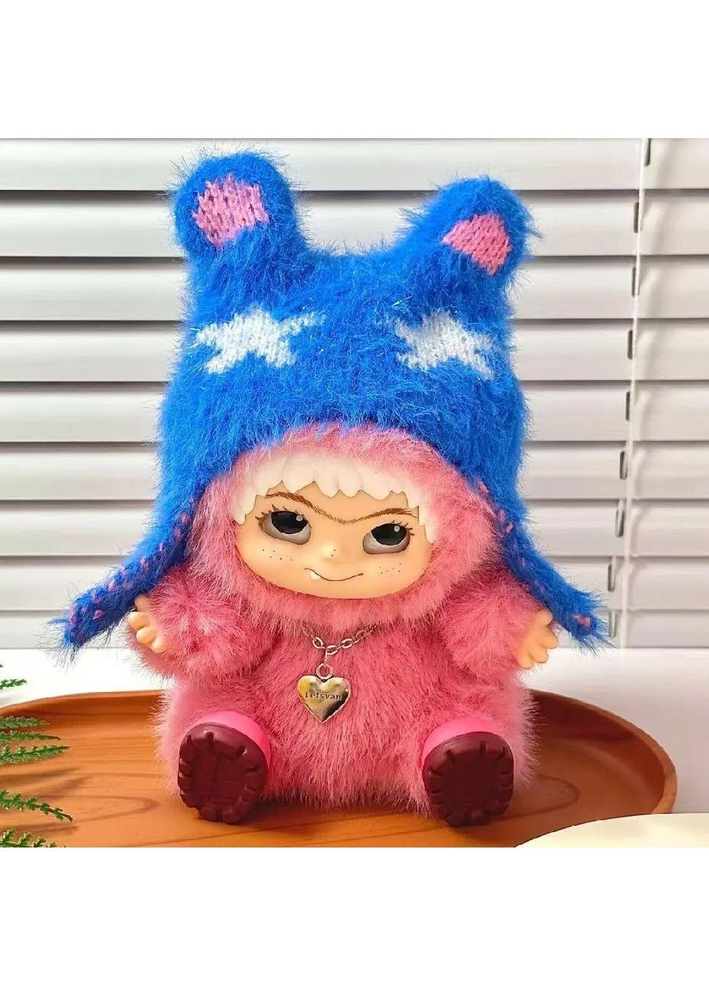 М'яка плюшева іграшка фігурка брелок Вакуку Лабубу з шапочкою петлею для підвішування на рюкзак сумку (481246-Prob) Рожева Unbranded (358494935)