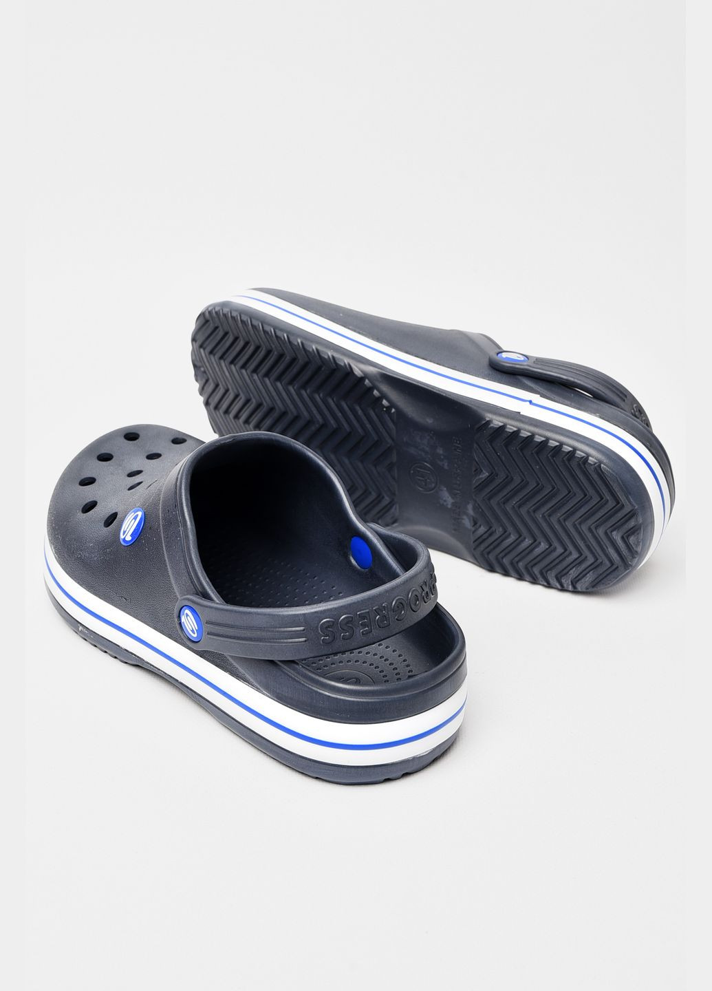 Крокси чоловічі темно-синього кольору Let's Shop (318560729)