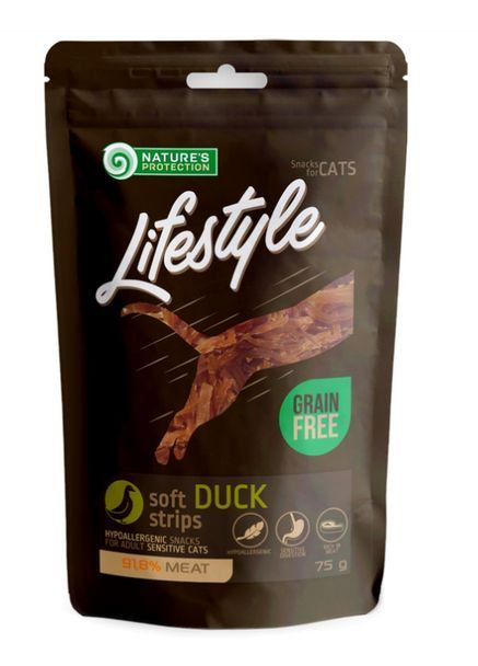 Ласощі для котів, м'які смужки з качки, Lifestyle Snack для котів Soft Duck Strips, 75г Nature's Protection (361865336)