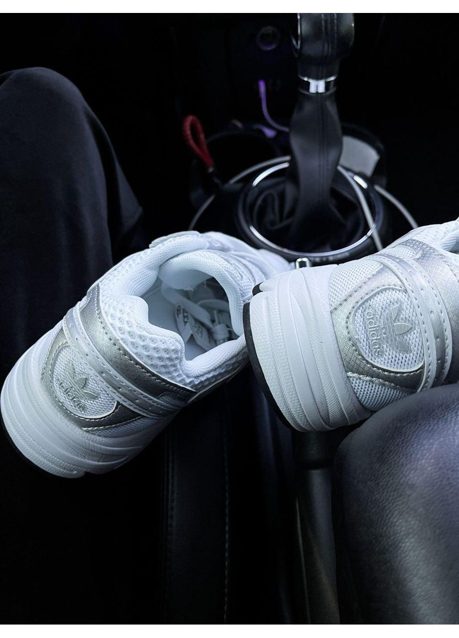 Білі Осінні кросівки чоловічі adidas astir full white адідас No Brand