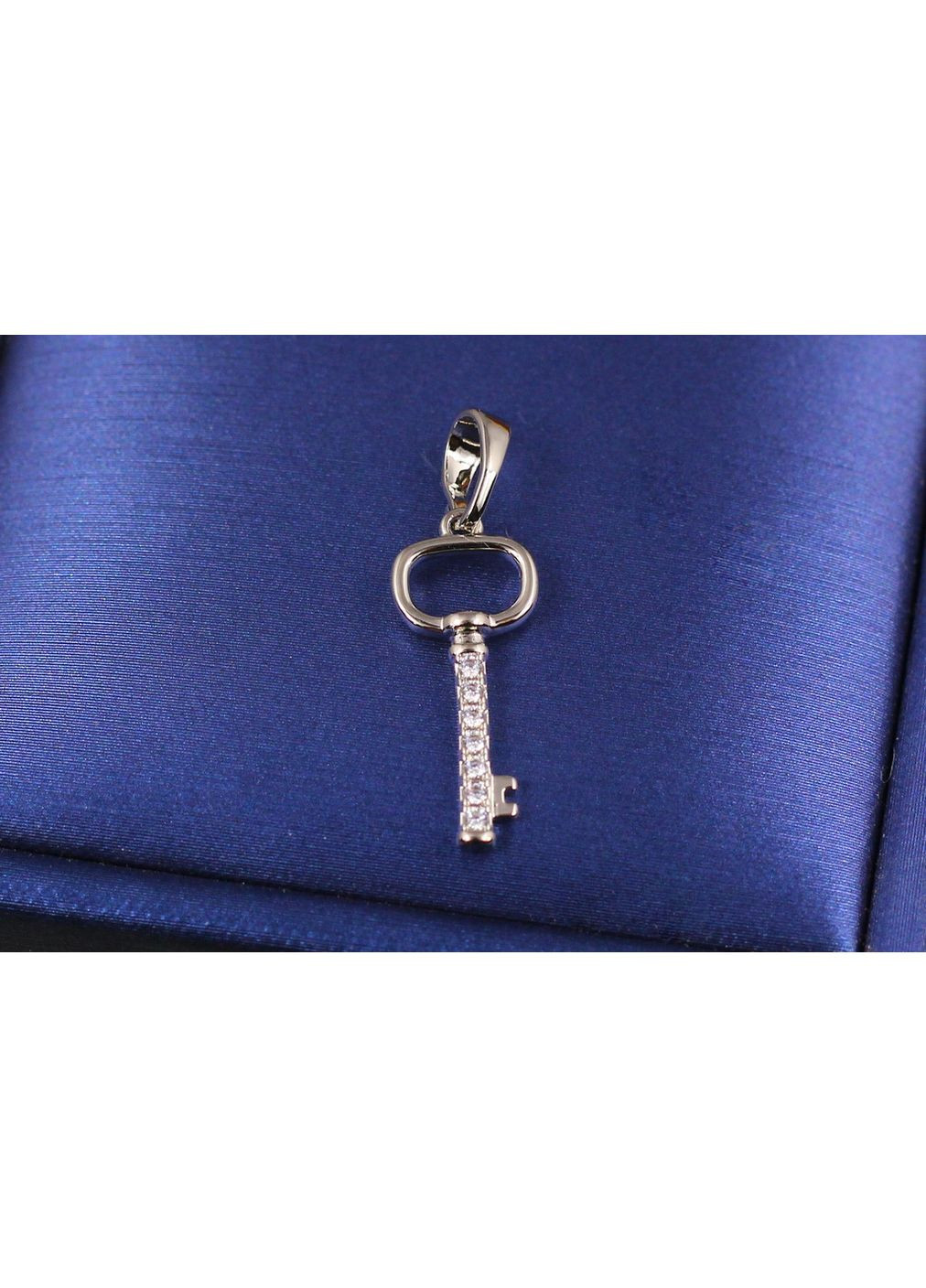 Кулон чарівний ключик 2 см сріблястий love-shopping Xuping Jewelry (355800988)