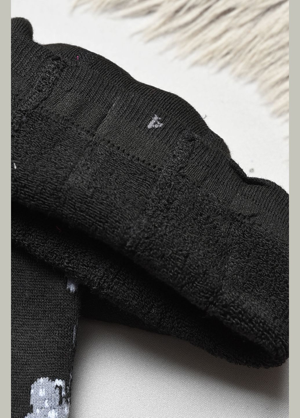 Колготи дитячі махрові для дівчинки чорного кольору з принтом Let's Shop (304121730)
