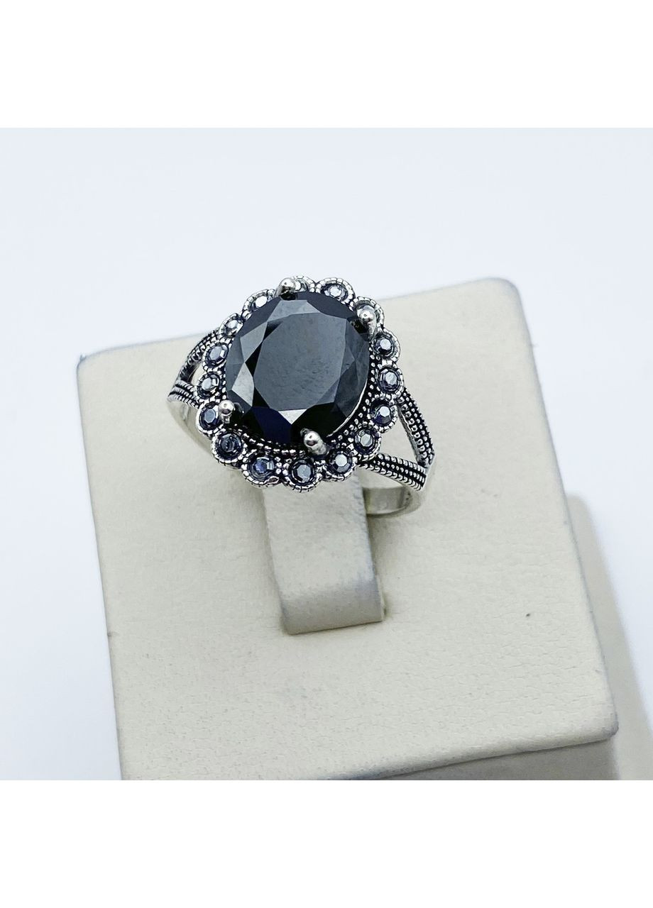 Каблучка срібна з зеленим кварцем та марказитом 18 4,05 г No Brand (370142589)