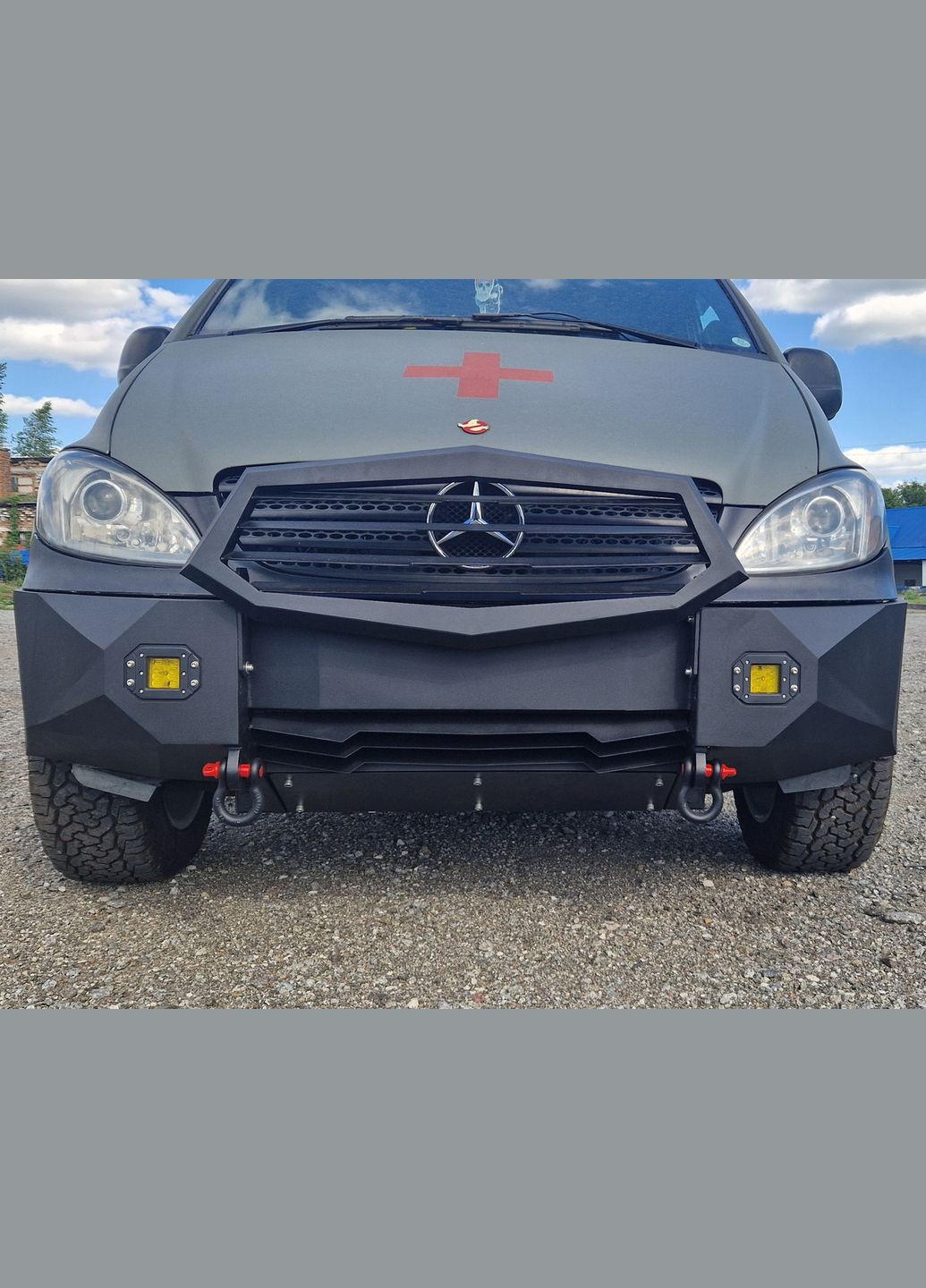 Передний силовой бампер для Mercedes Vito (343215904)